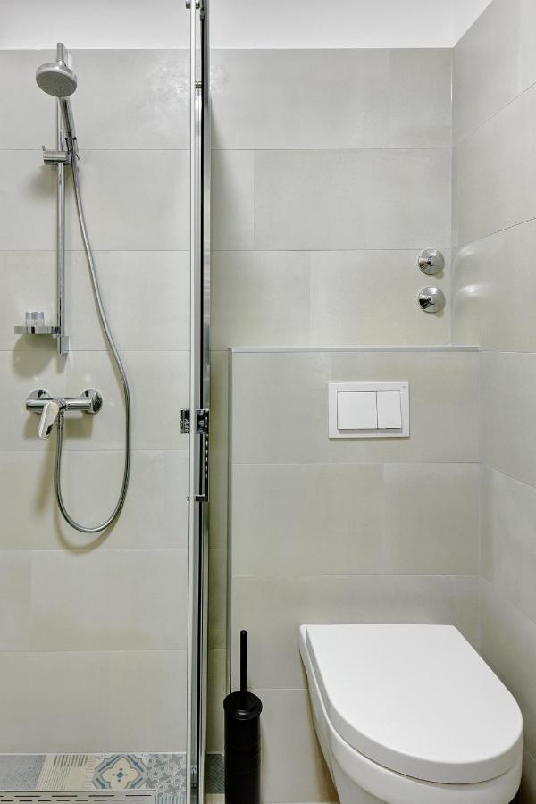 Apartments Viola ซาเกร็บ ภายนอก รูปภาพ