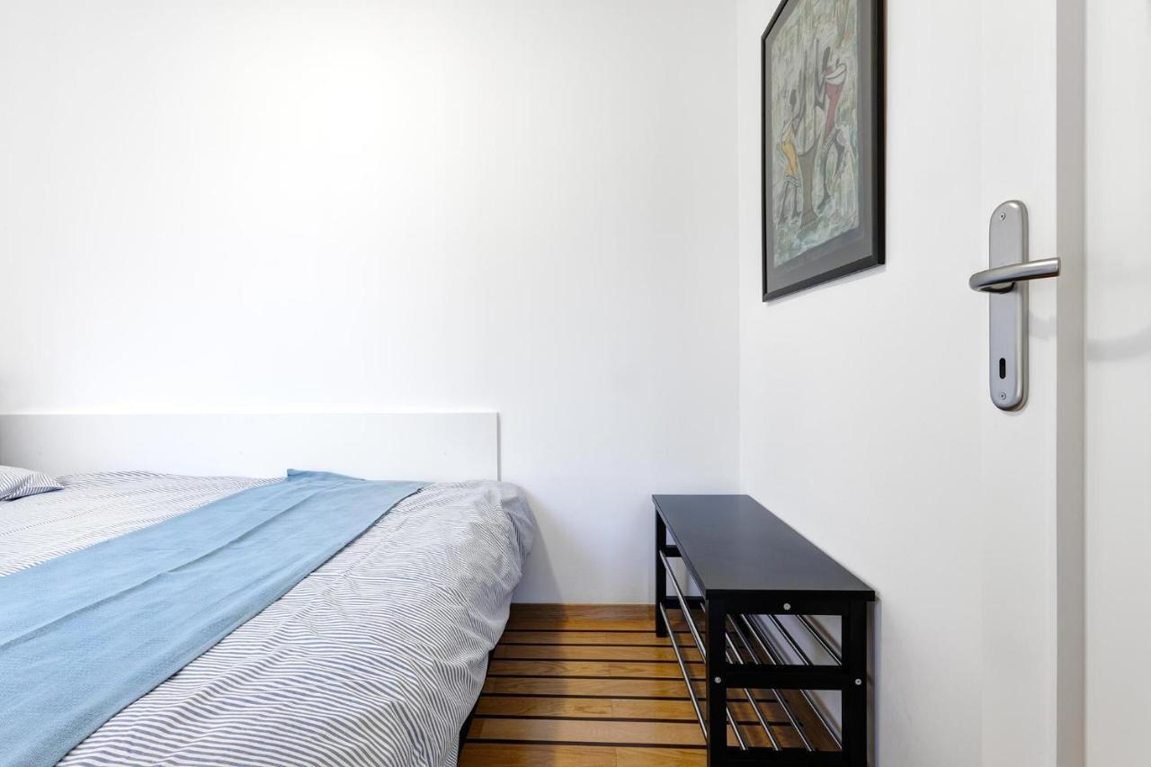 Apartments Viola ซาเกร็บ ภายนอก รูปภาพ