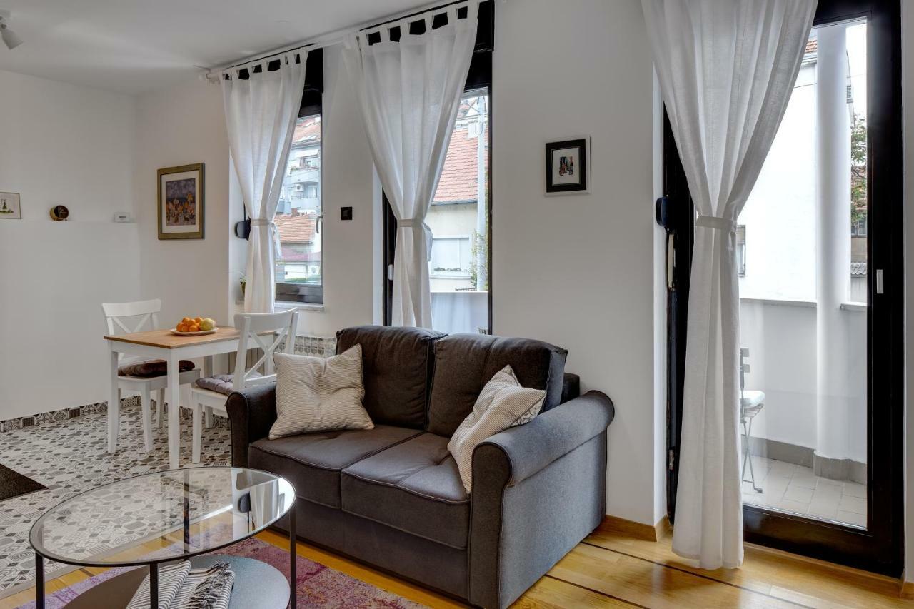 Apartments Viola ซาเกร็บ ภายนอก รูปภาพ
