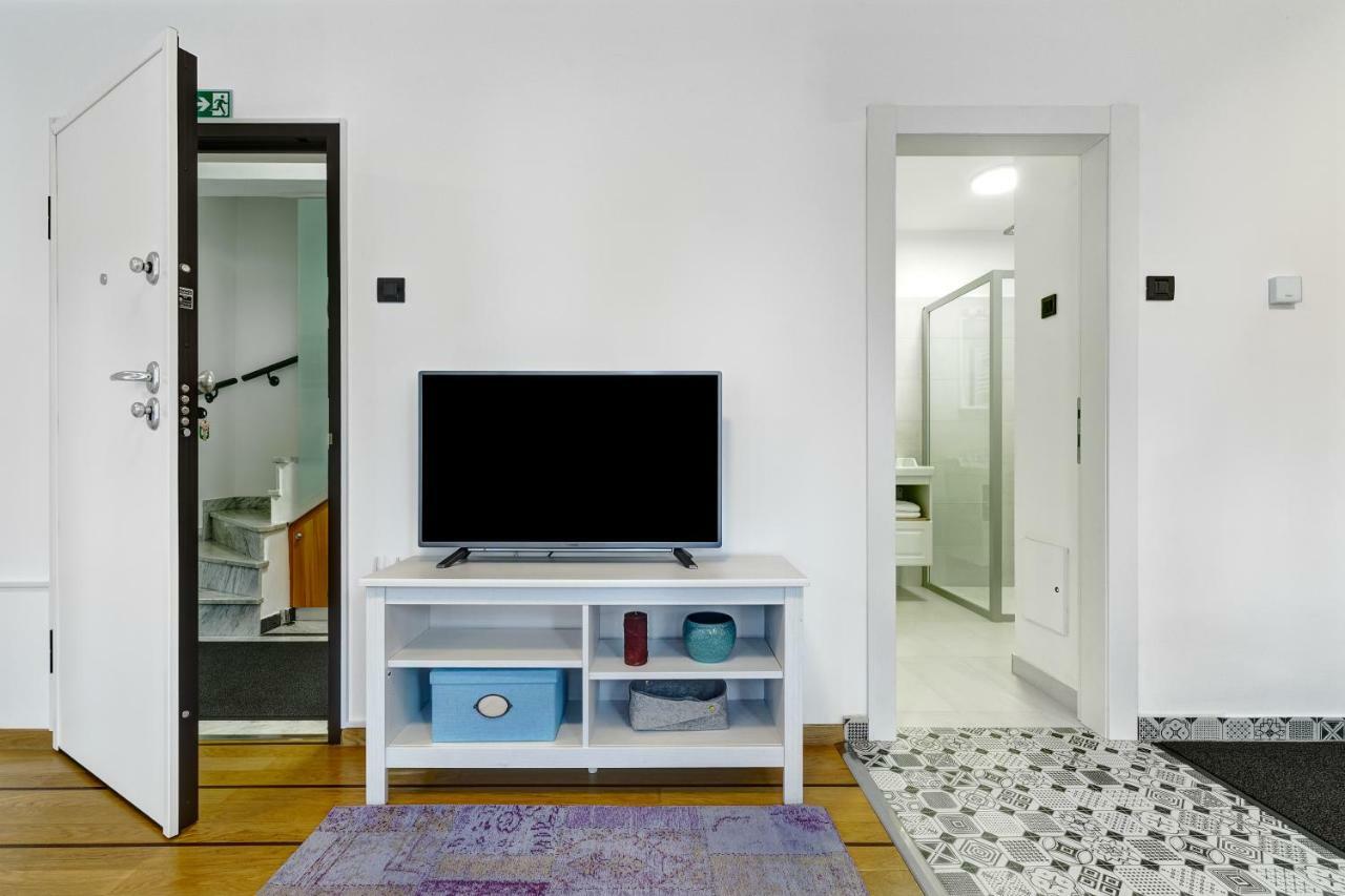 Apartments Viola ซาเกร็บ ภายนอก รูปภาพ