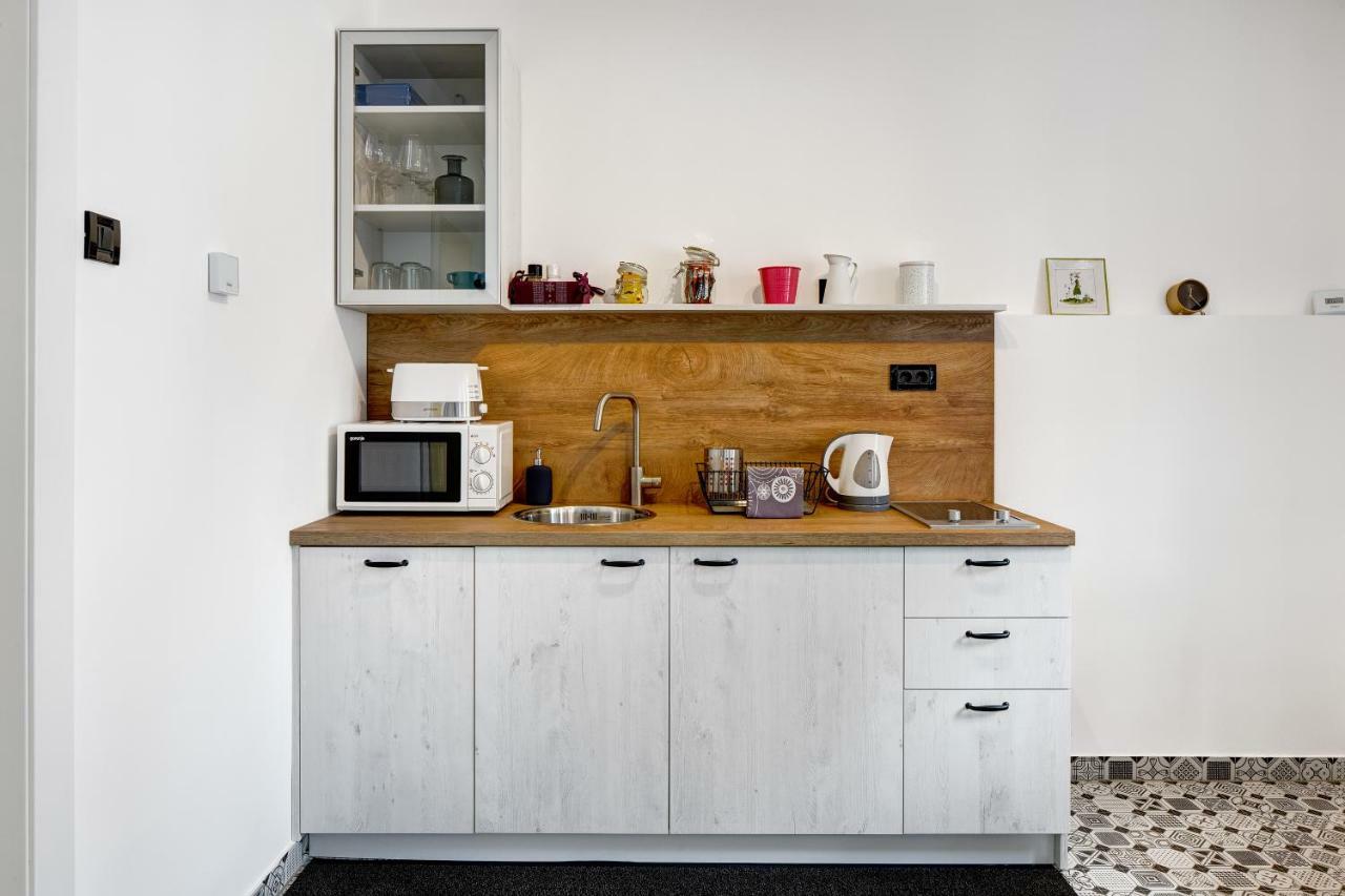 Apartments Viola ซาเกร็บ ภายนอก รูปภาพ